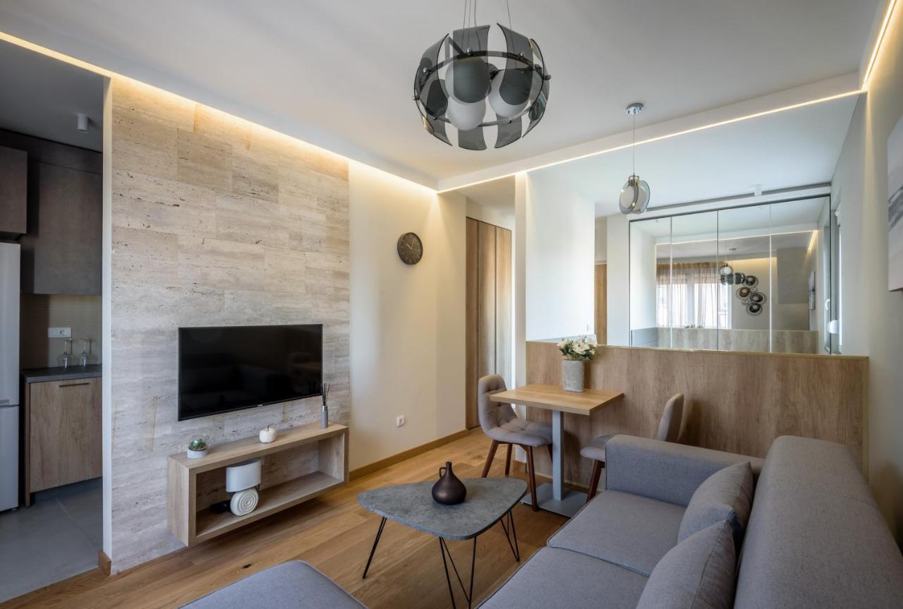 Belly 1 * Belgrad